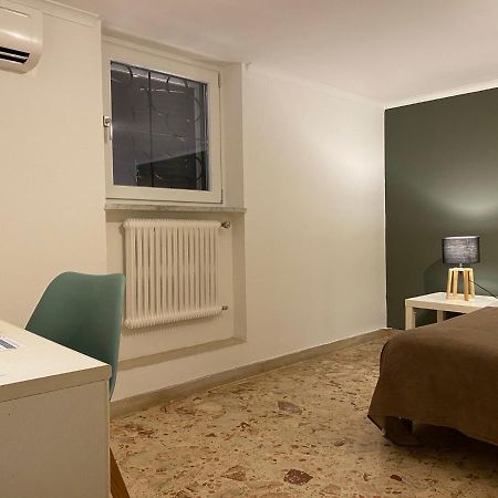 Charme Rooms Tarento Exterior foto