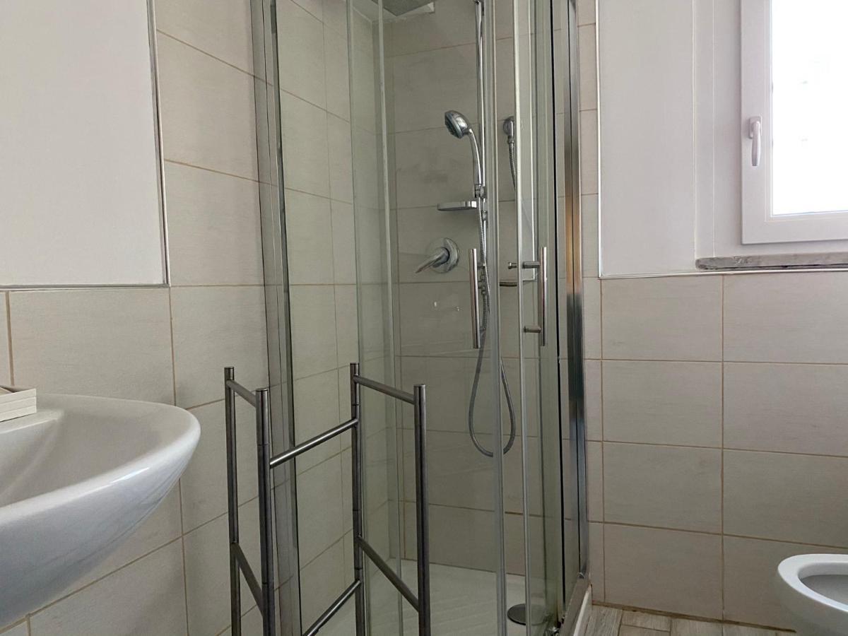 Charme Rooms Tarento Exterior foto