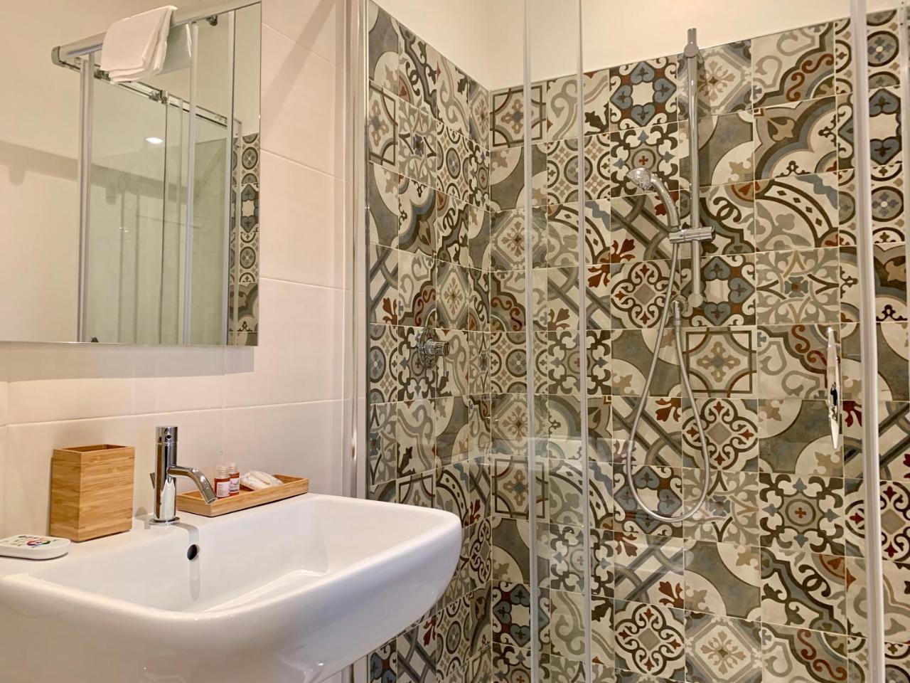 Charme Rooms Tarento Exterior foto